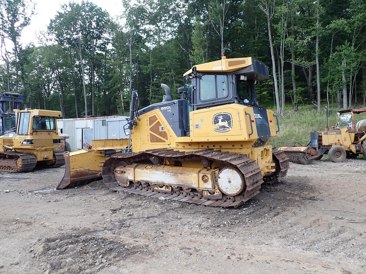 Used 2021 John Deere 850L LGP Crawler Dozer