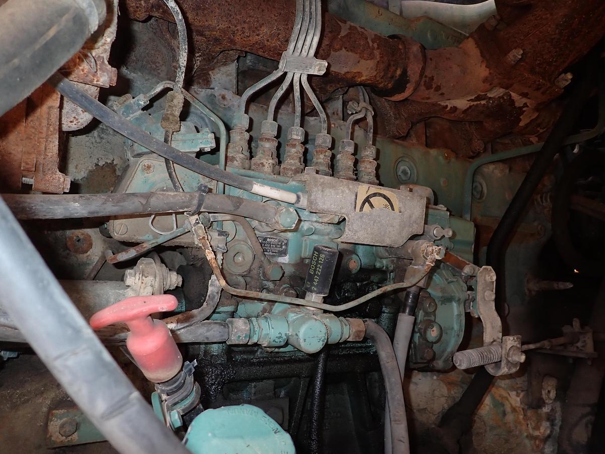 Used 1998 Volvo TD122KLE Diesel Engine L220D LOADER