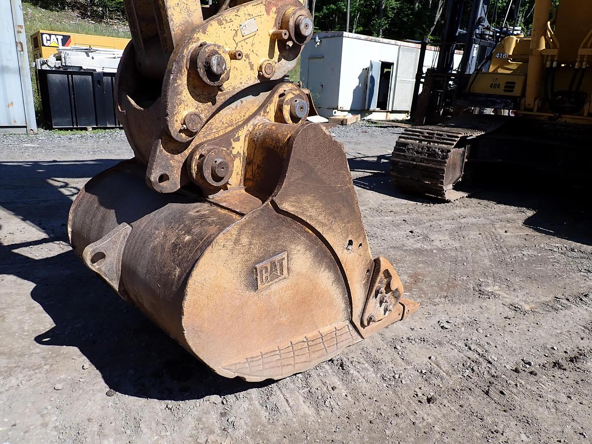 Used 2004 CAT 330CL Hydraulic Excavator