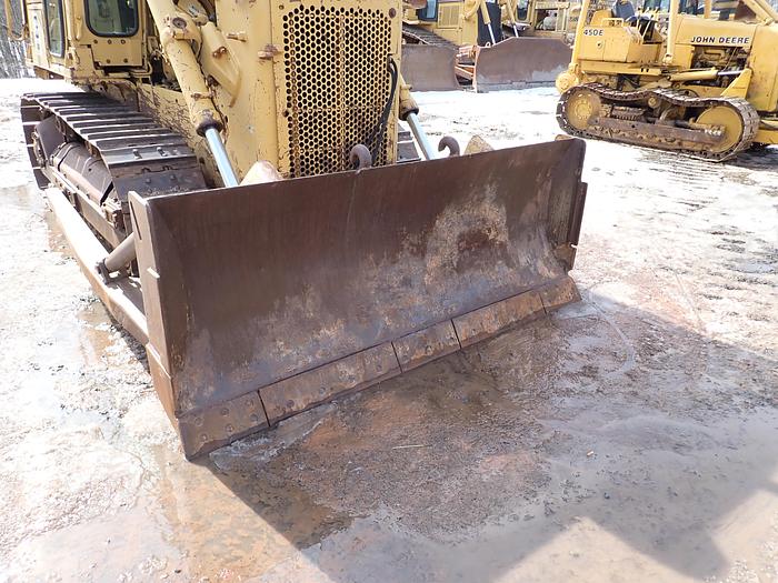 Used 1982 CAT D5B Crawler Dozer w/ CAB & WINCH 