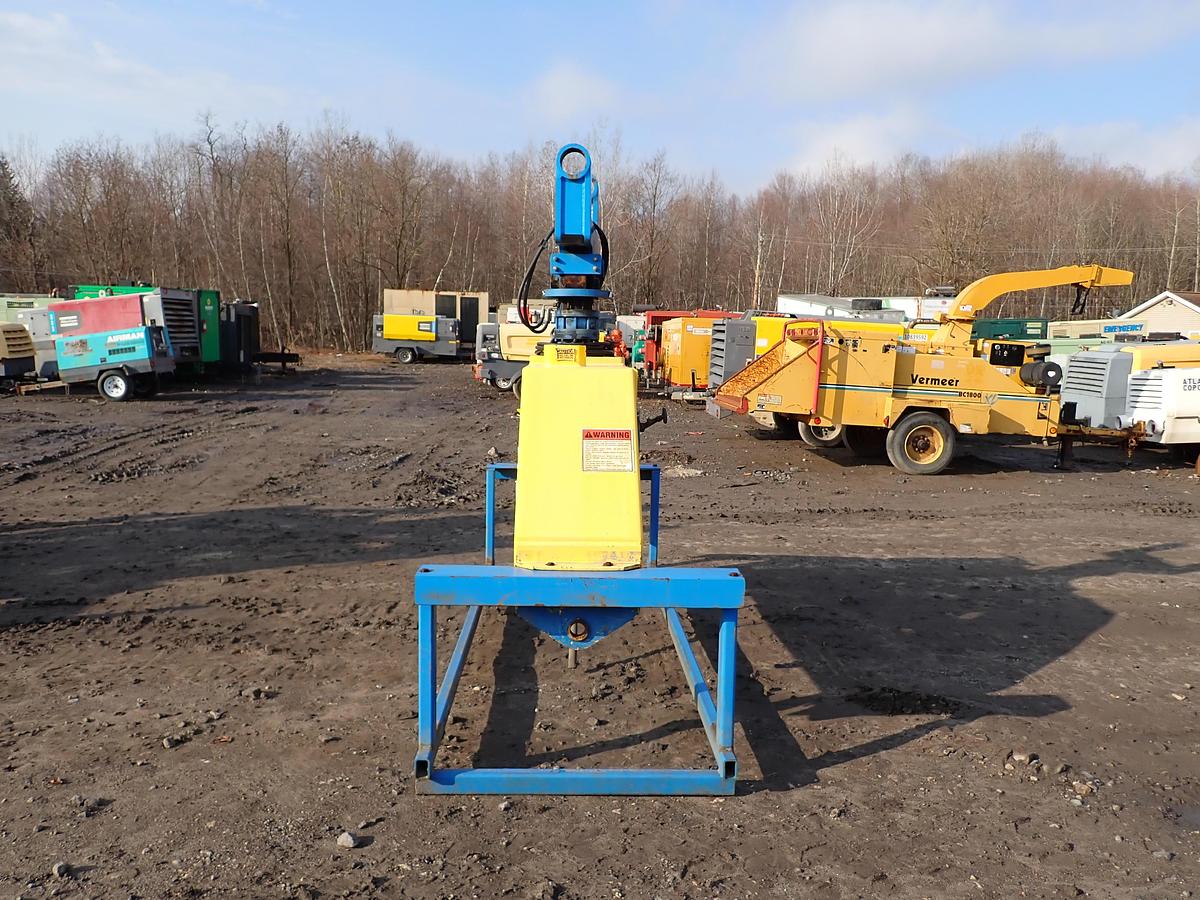Used Vacuworx RC10 Pipe Lifter