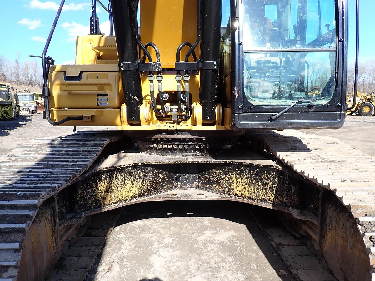 Used 2019 CAT 349FL Excavator Q/C Aux. Hydraulics