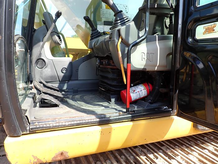 Used 2006 CAT 324DL Hydraulic Excavator PROGRESSIVE THUMB -- LOW HOURS