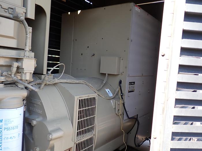 Used 1990 Cummins KTTA19-G1 400 KW Standby Generator 1307 HOURS!