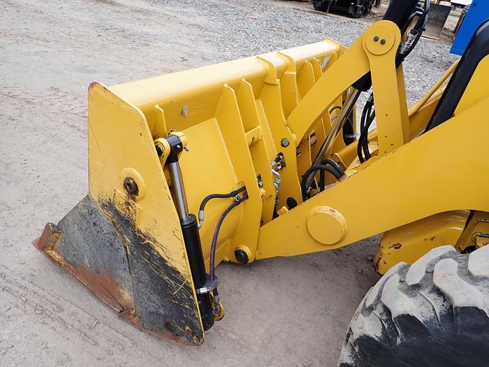 Used 2018 CAT 420F2 Loader Backhoe