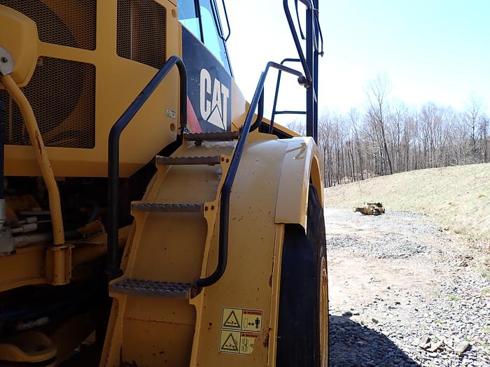 Used 2014 CAT 740B