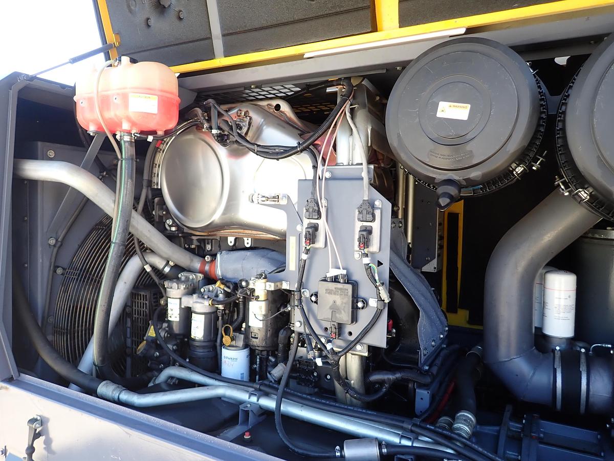 Used 2020 Atlas Copco XAS950 PD8 950 CFM Air Compressor