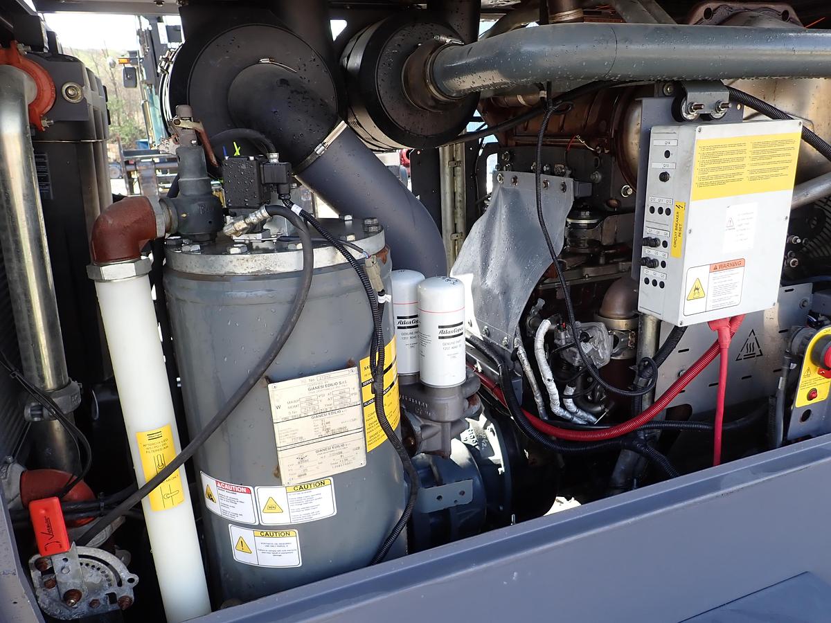 Used 2020 Atlas Copco XAS950 PD8 950 CFM Air Compressor 598 HOURS!!