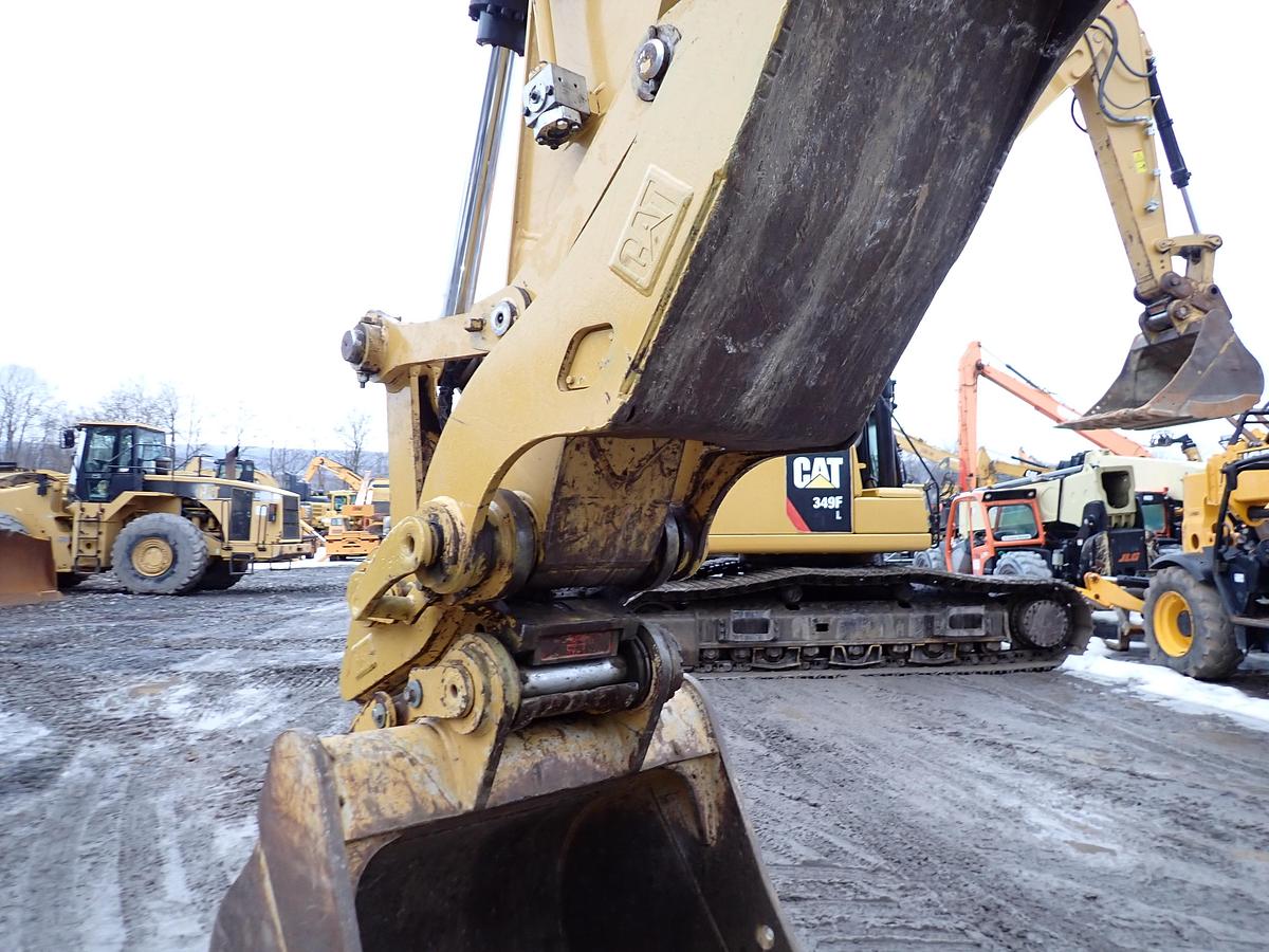 Used 2017 CAT 335F LCR Hydraulic Excavator w/ PROGRESSIVE THUMB!