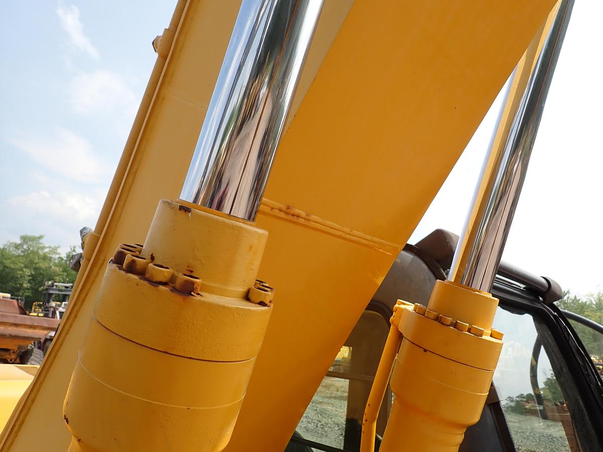 Used 2004 John Deere 160C LC Hydraulic Excavator Q/C Aux. Hydraulics