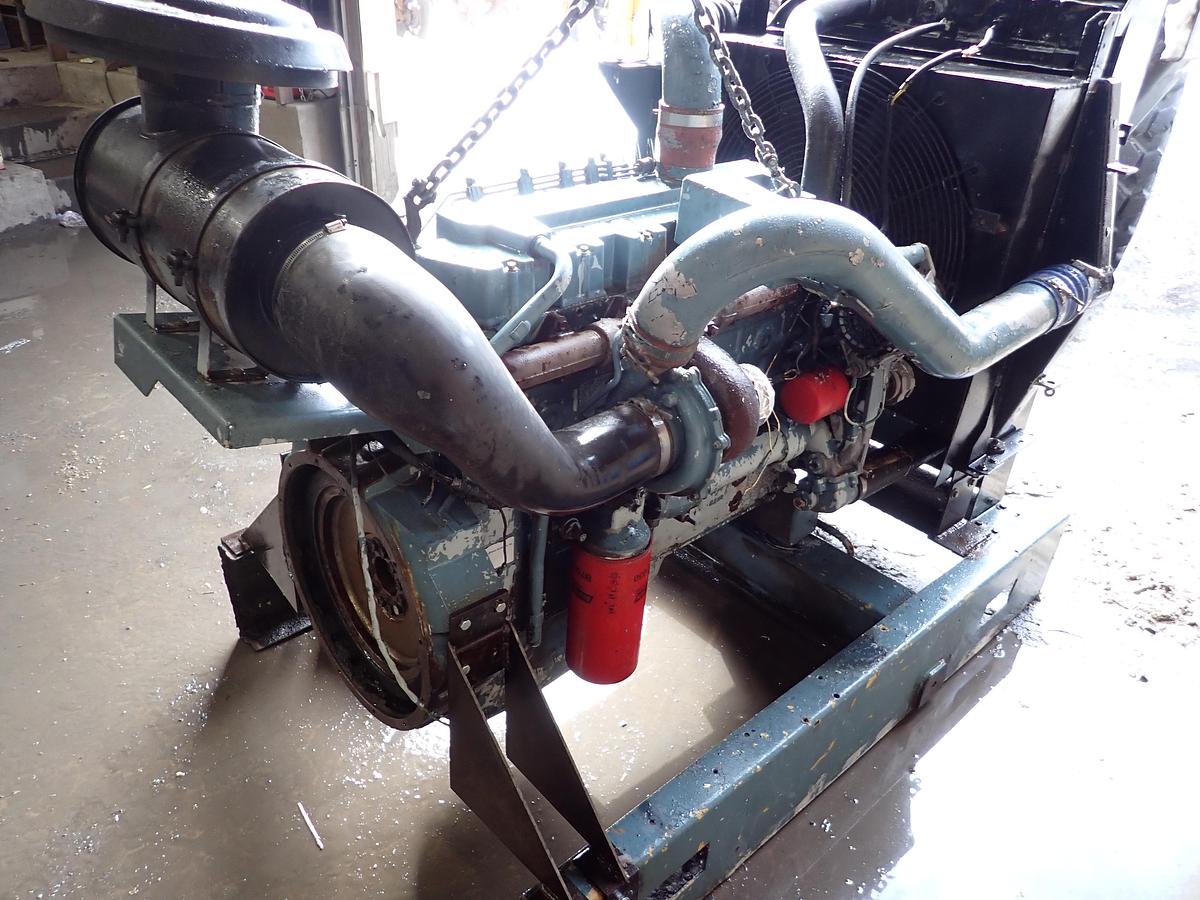 Used 1996 International DT466 NGD Industrial Diesel Engine POWER UNIT