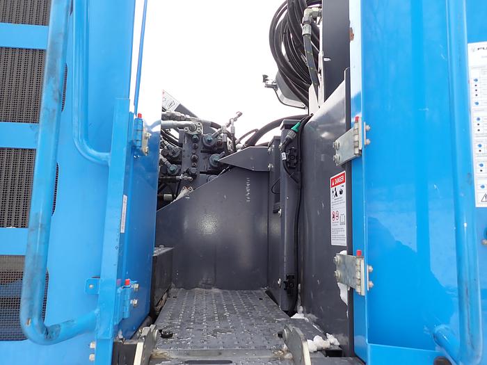 Used 2019 Fuchs MHL340 Material Handler w/ Anvil Rotating Grapple