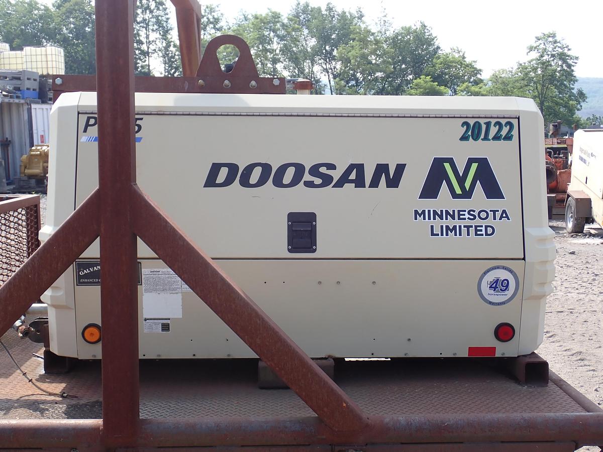 Used 2013 Doosan P185WJD-T4I 185 CFM Air Compressor 224 HOURS!