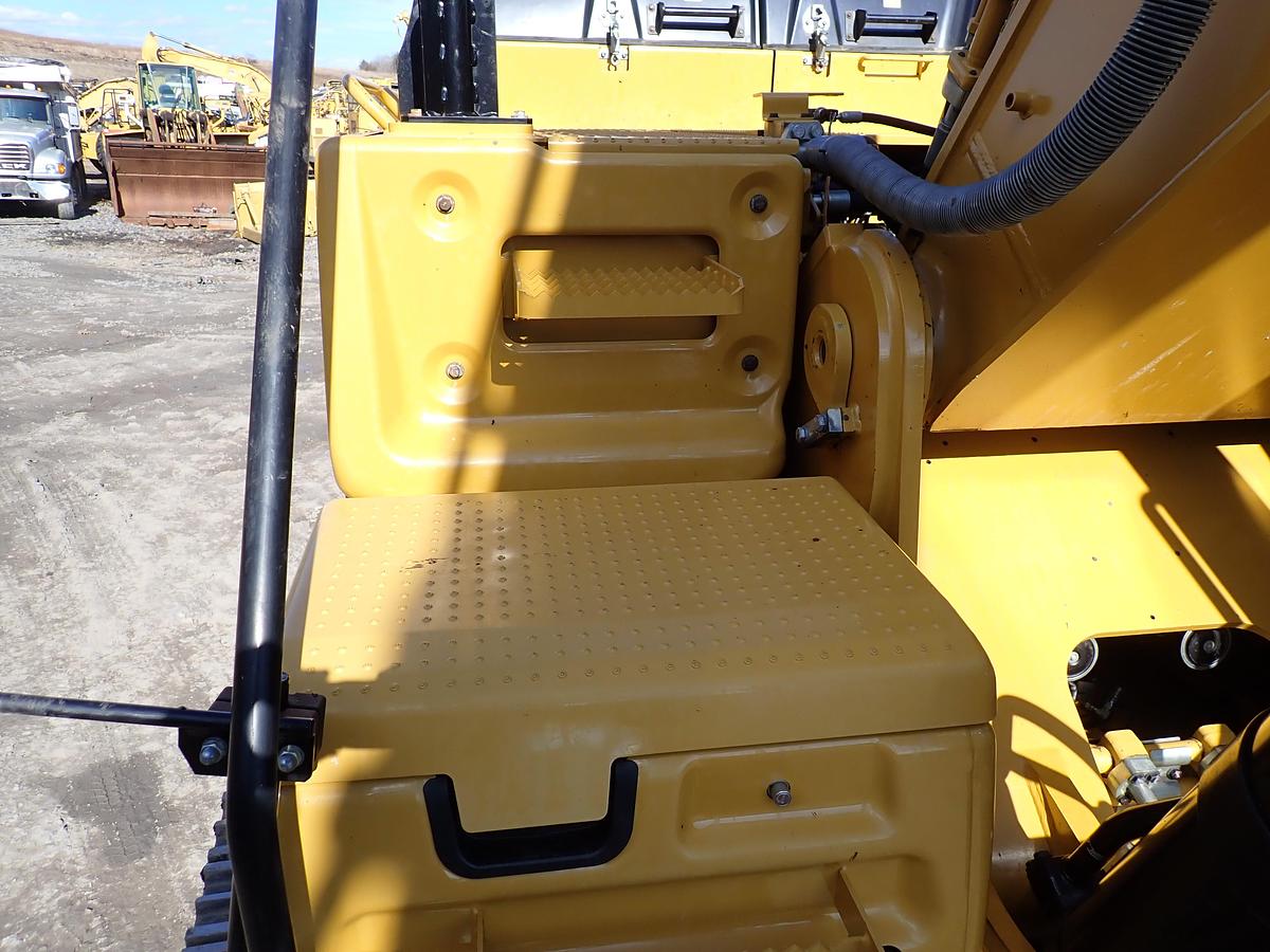 Used 2019 CAT 349FL Excavator Q/C Aux. Hydraulics
