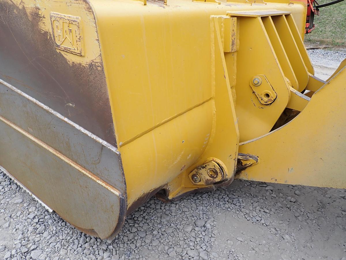 Used 2015 CAT 982M Wheel Loader