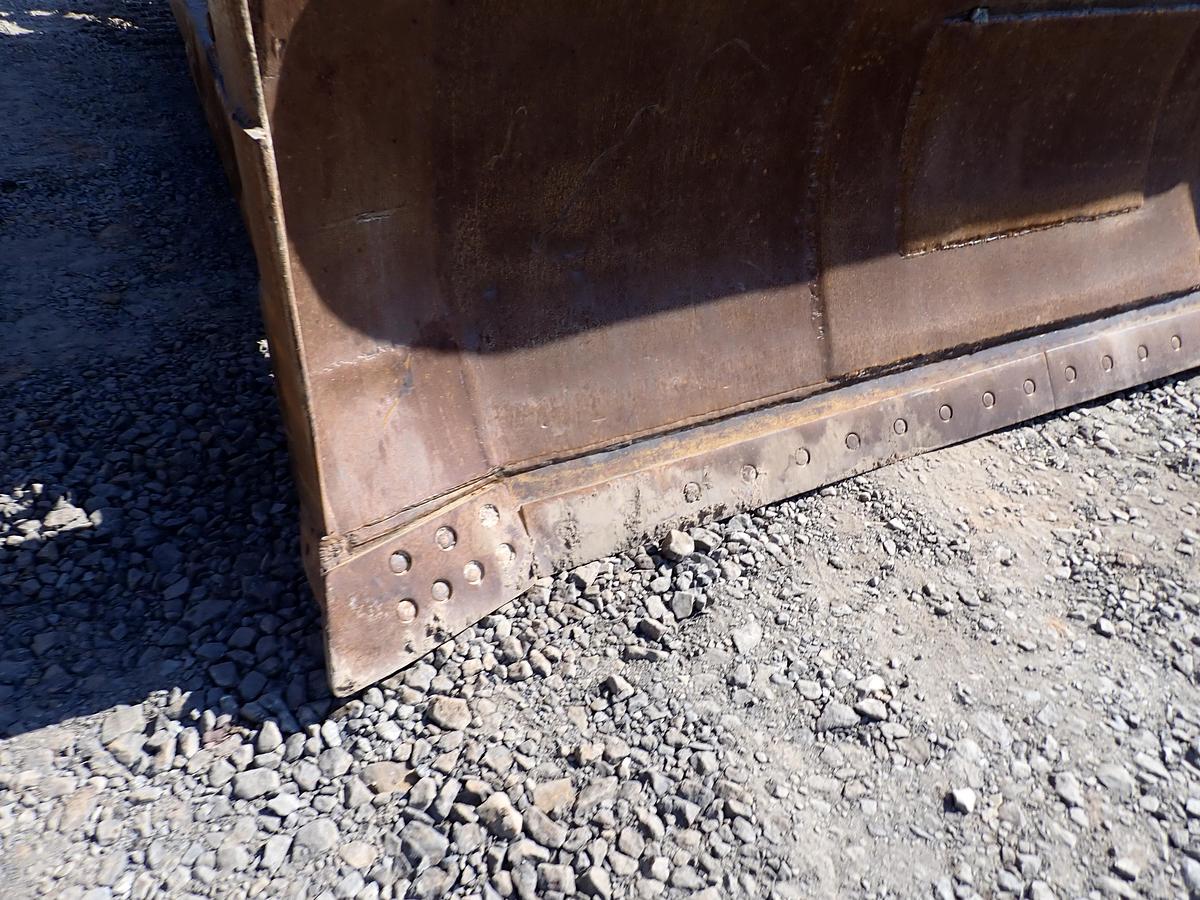 Used 1971 CAT D8H Crawler Dozer w/ RIPPER!