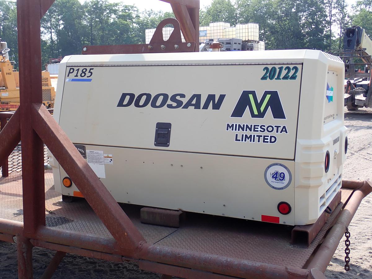 Used 2013 Doosan P185WJD-T4I 185 CFM Air Compressor 224 HOURS!