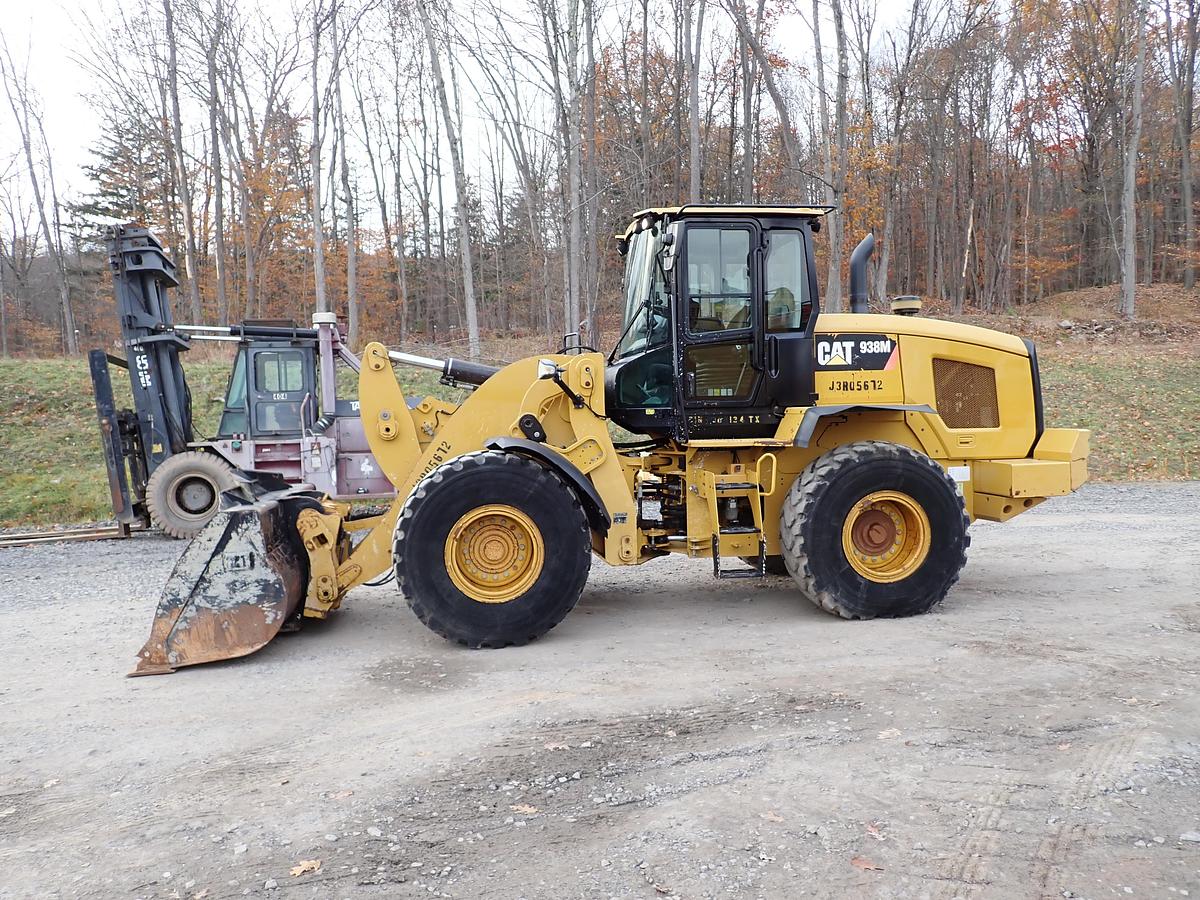 Used 2019 CAT 938M