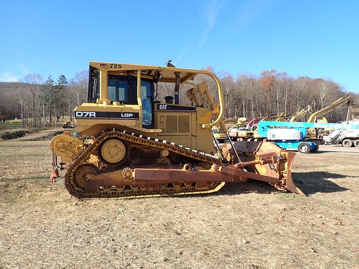 Used 2006 CAT D7R LGP II Crawler Dozer NEW UNDERCARRIAGE!