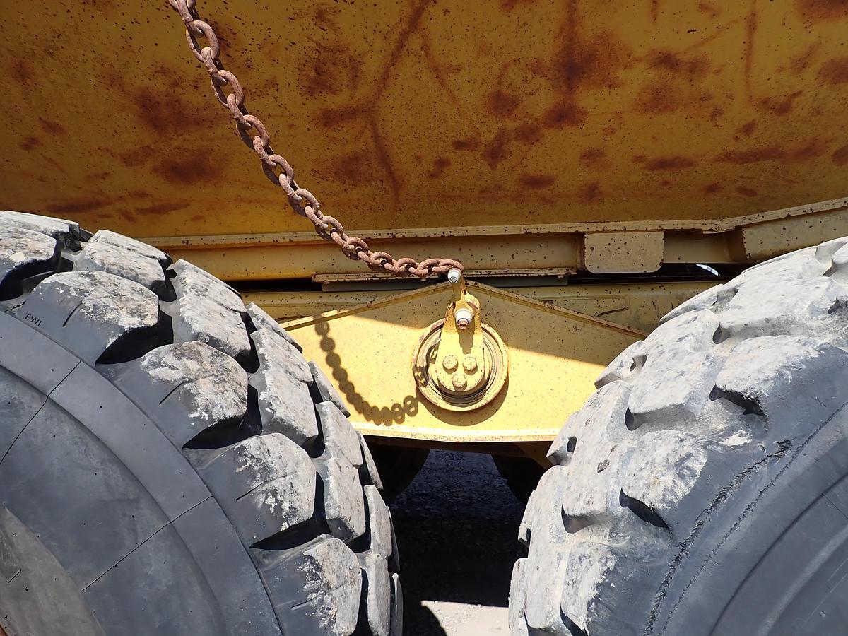 Used 2004 CAT 735 Articulated Haul Truck