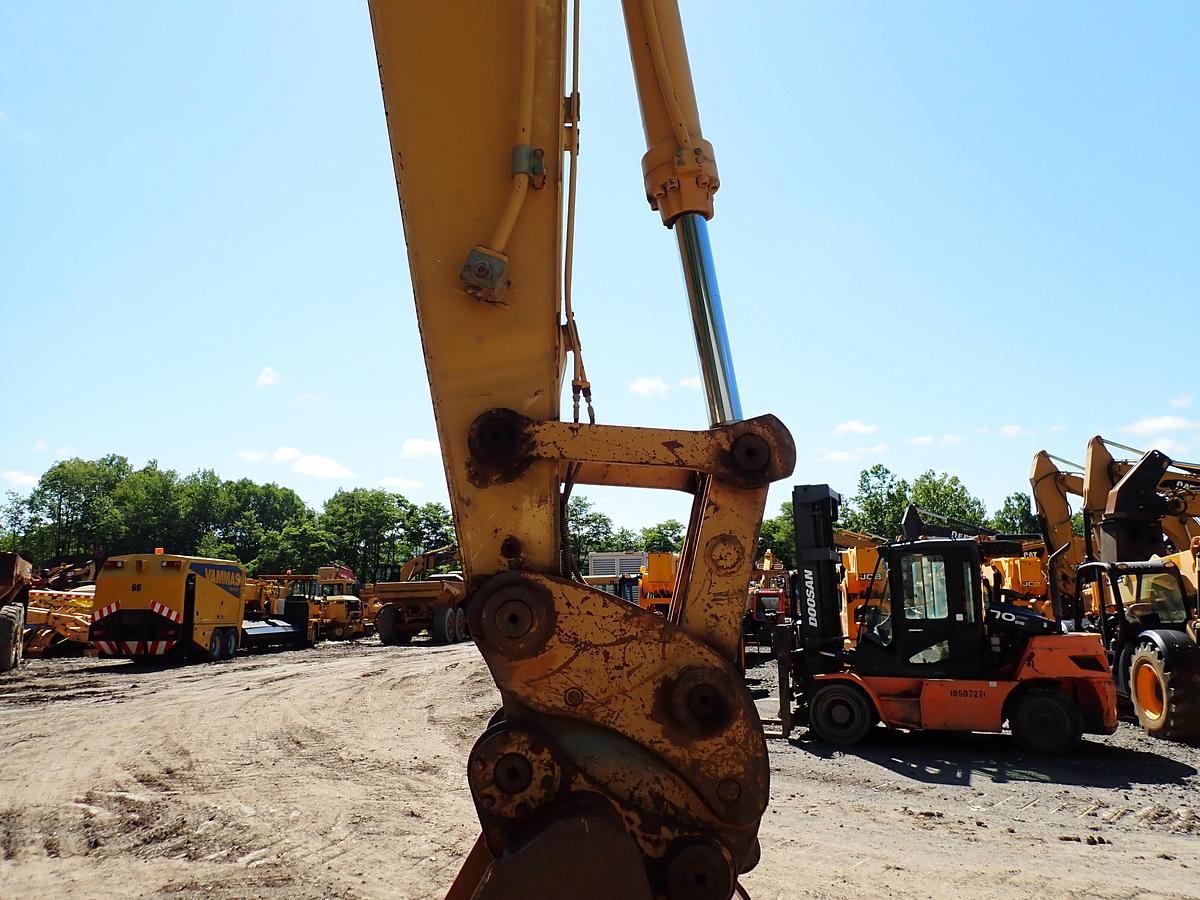 Used 2004 CAT 330CL Hydraulic Excavator