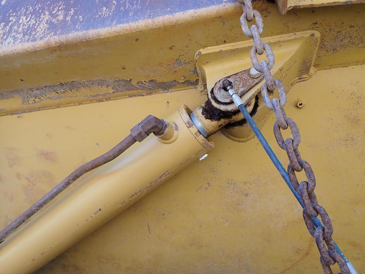 Used 2012 CAT 740B Articulated Haul Truck w/ TAILGATE