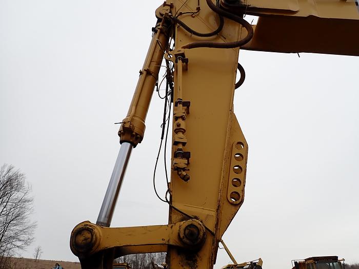 Used 2004 John Deere 600C LC Excavator
