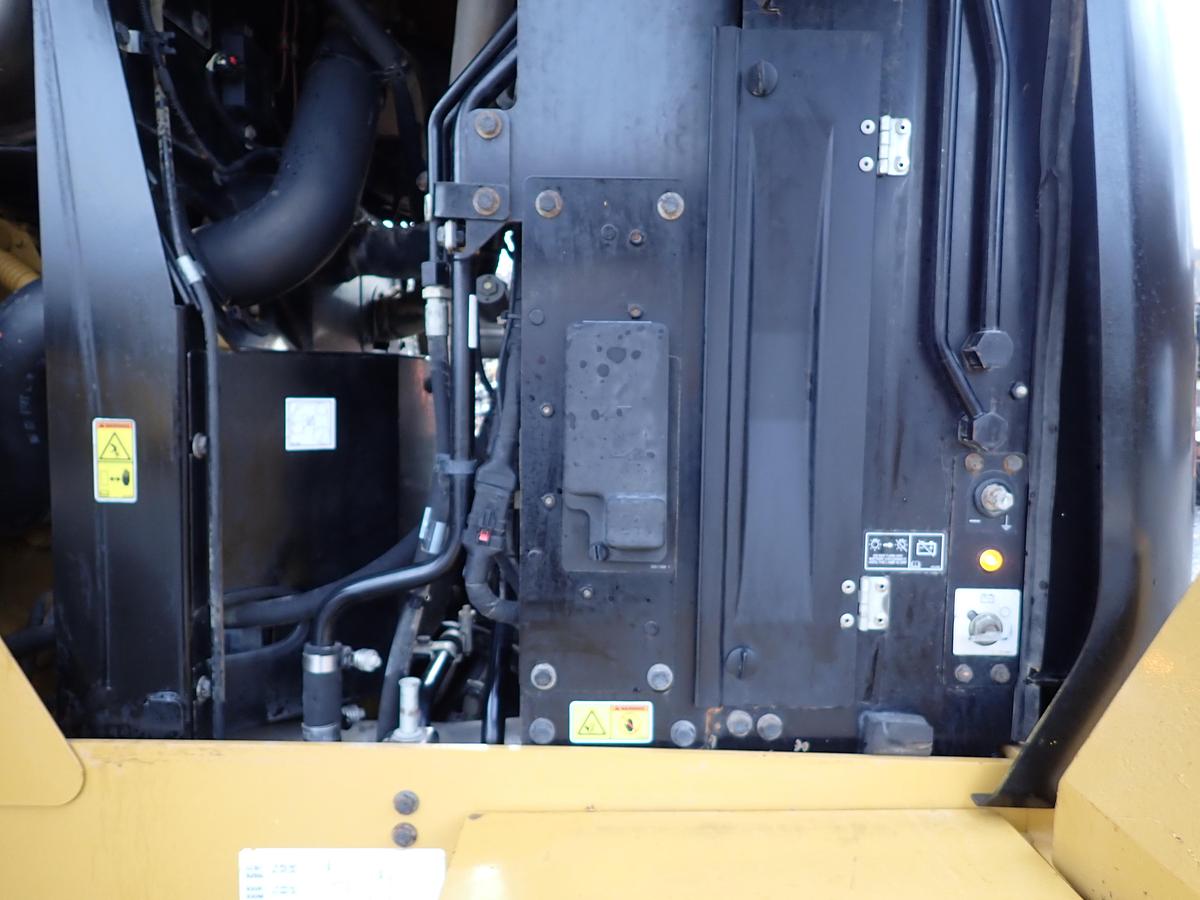 Used 2019 CAT 938M Wheel Loader 