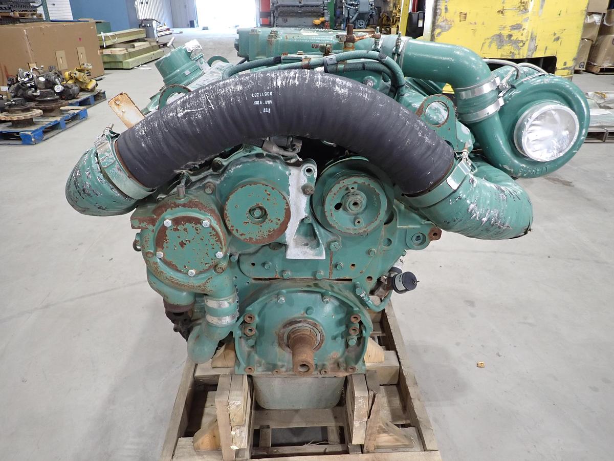 Used Detroit Diesel 8V71T MILITARY Engine 440 HP