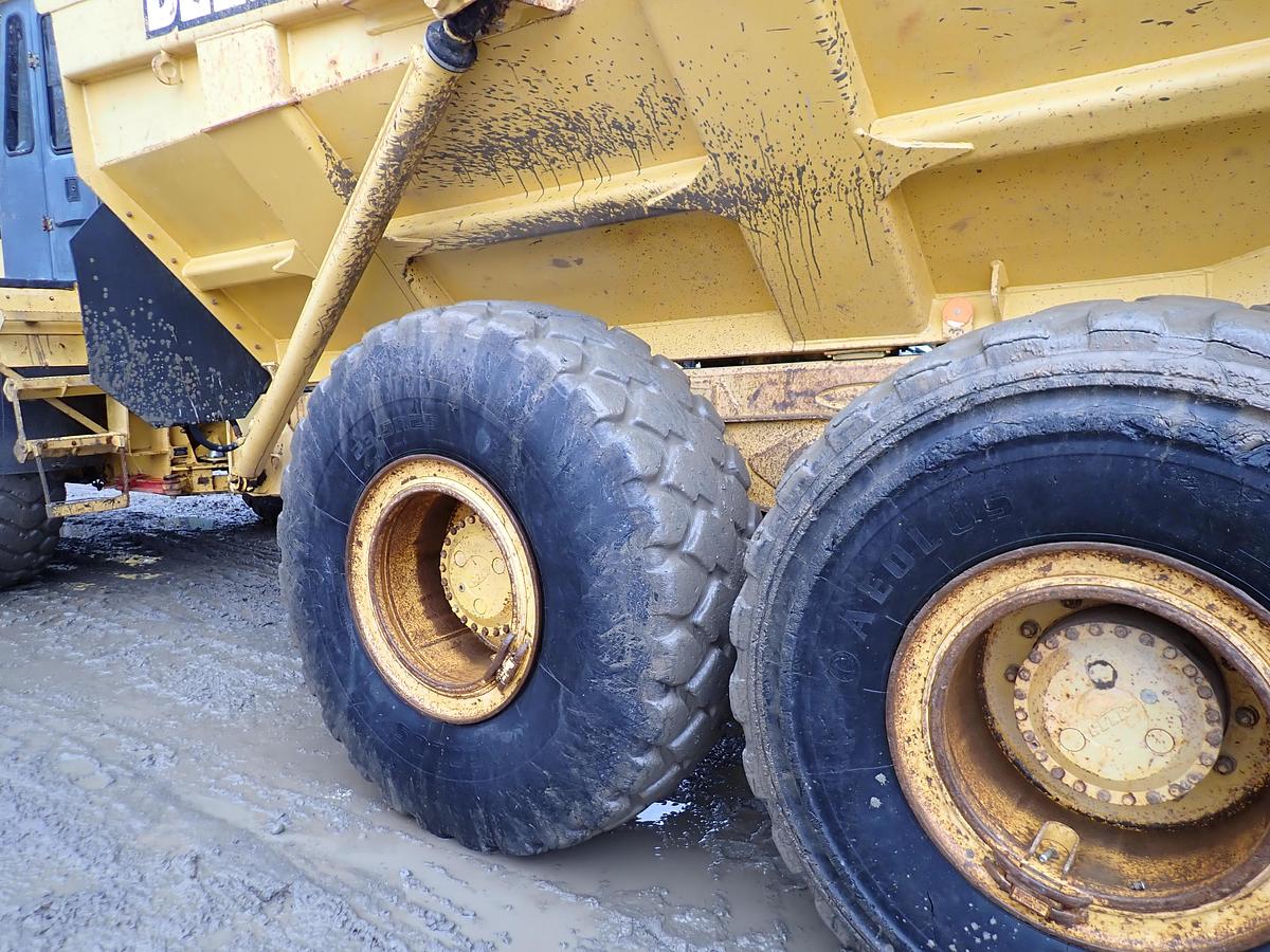 Used 2000 John Deere 300C Articulated Haul Truck