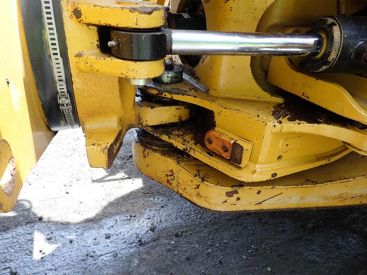 Used 2015 CAT 740B Articulated Haul Truck