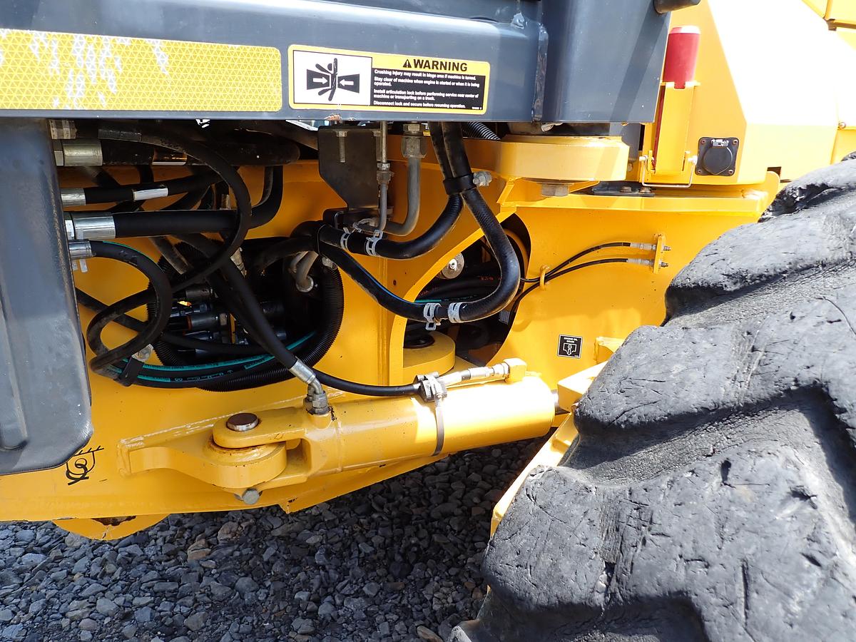 Used 2016 John Deere 772GP Motor Grader w/ GPS