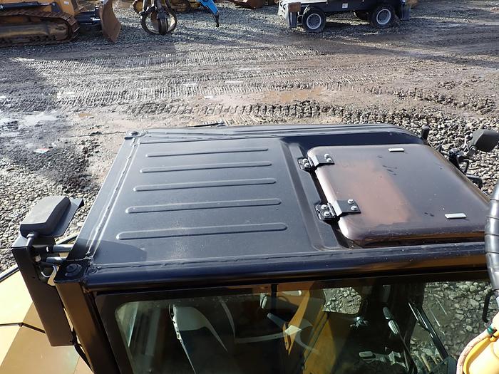 Used 2019 CAT 315F LCR