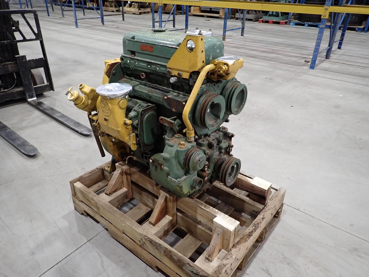 Refurbished Detroit Diesel 3-53 Engine REBUILT! 5033-7001