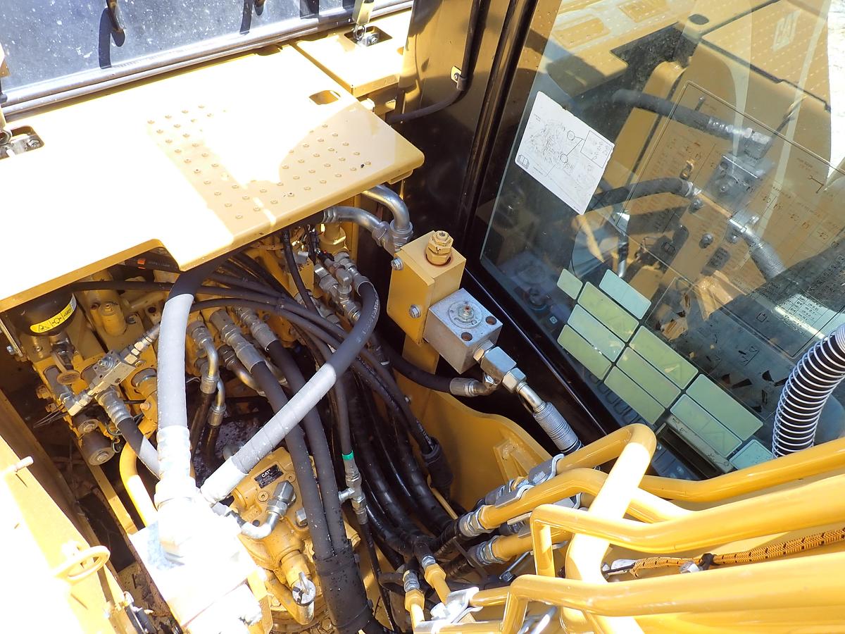 Used 2020 CAT 313FL GC Excavator w/ CAT PROGRESSIVE THUMB