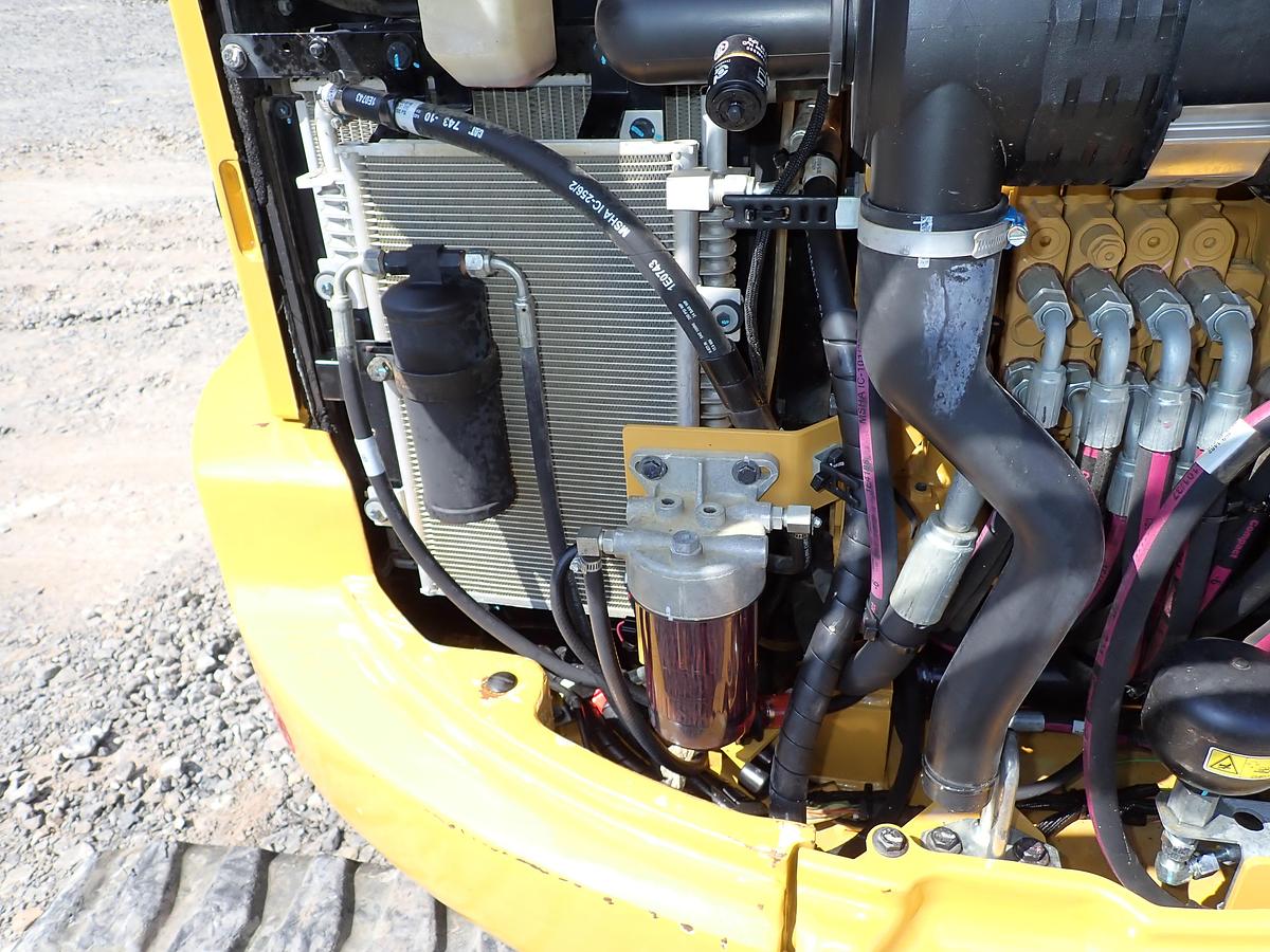 Used 2016 CAT 304E2 CR Mini Excavator HYDRAULIC THUMB!