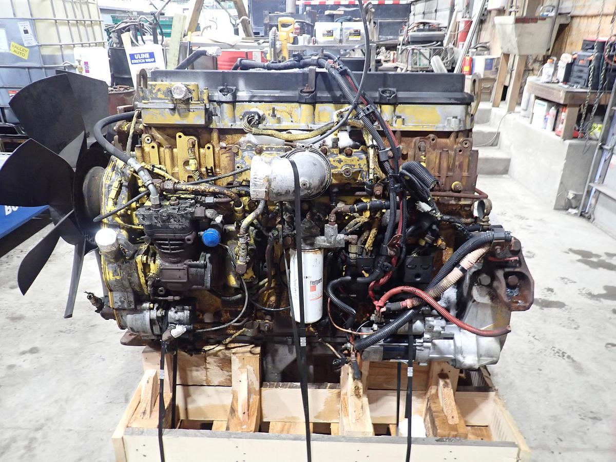 Used 2004 CAT C13 Diesel Truck Engine KCB 430 HP