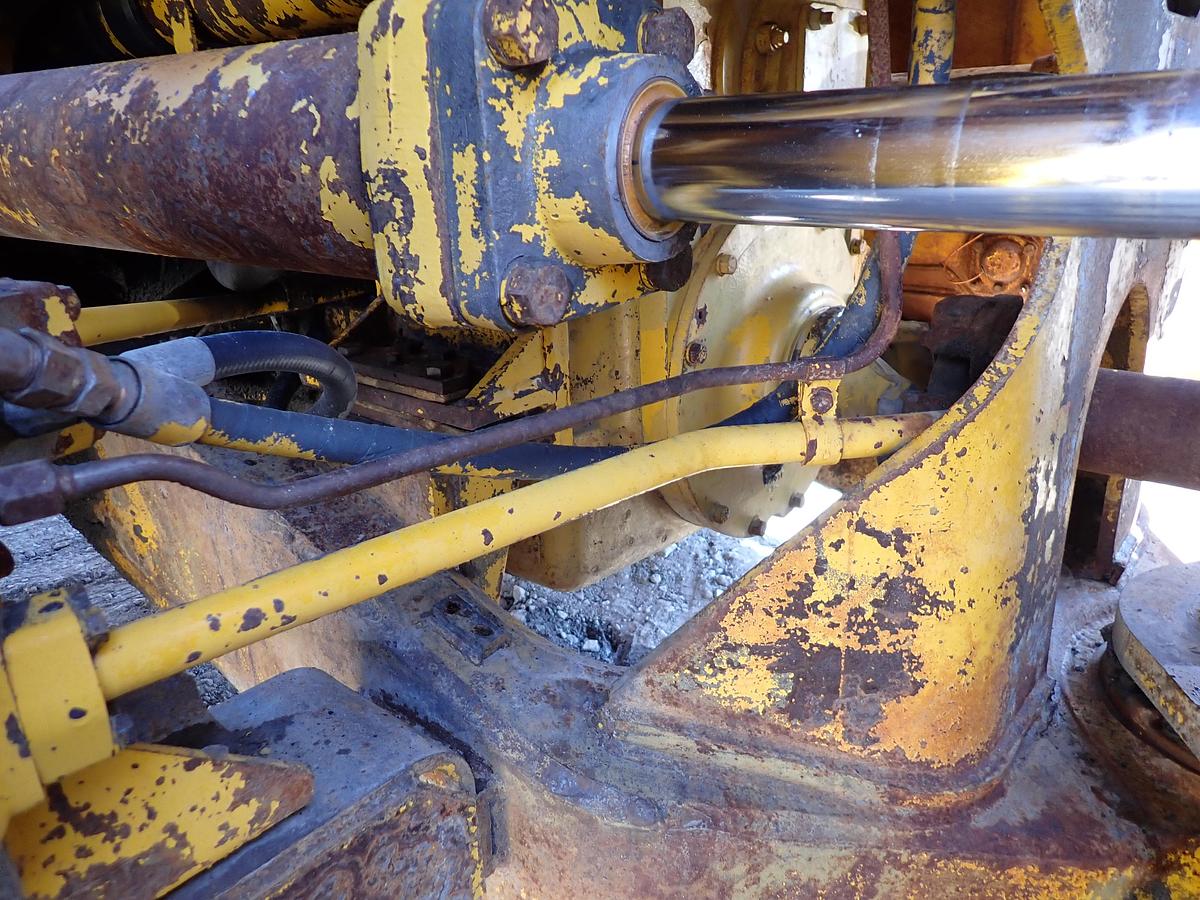 Used 1977 CAT 988B Wheel Loader