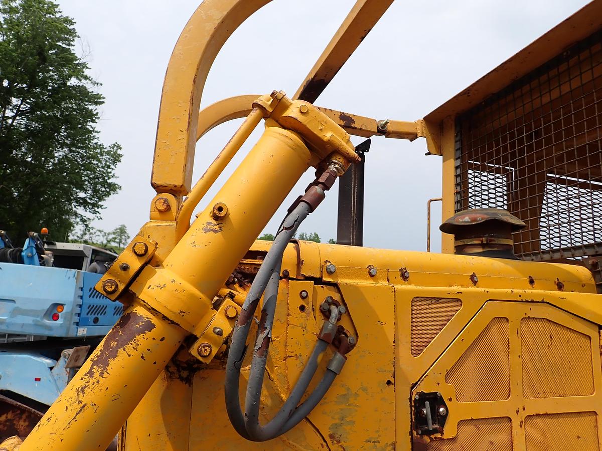 Used 1976 CAT D7G Crawler Dozer FORESTRY PACKAGE w/ WINCH