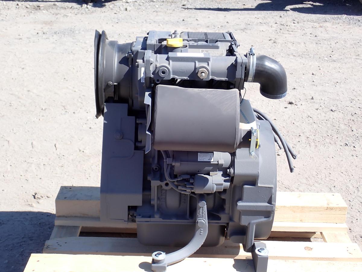 Deutz D2011 L02I Diesel Engine FACTORY NEW! 
