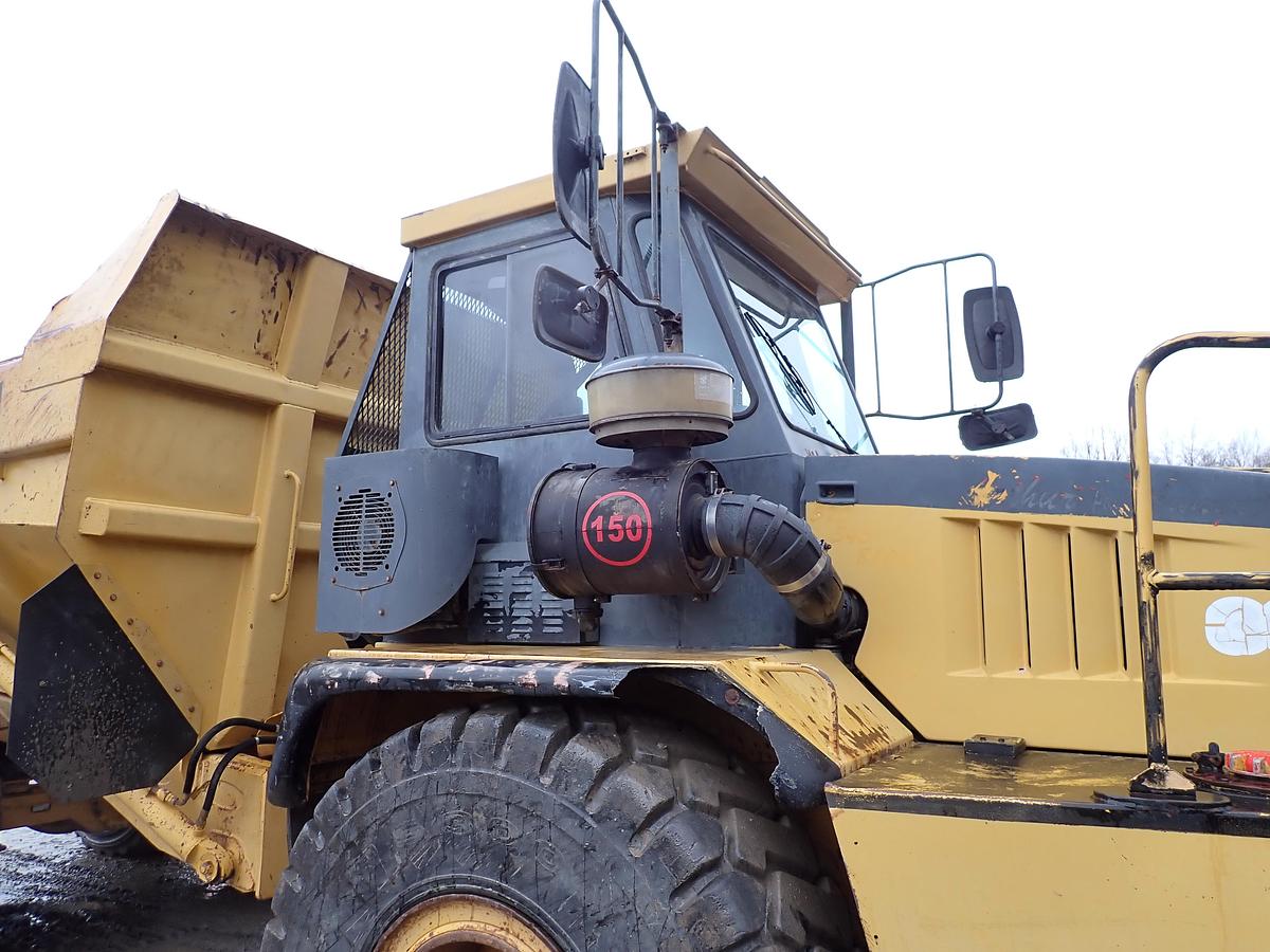 Used 2000 John Deere 300C Articulated Haul Truck