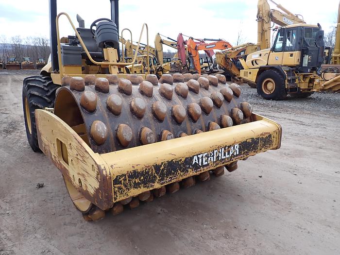 Used 2007 CAT CP-563E Padfoot Compactor