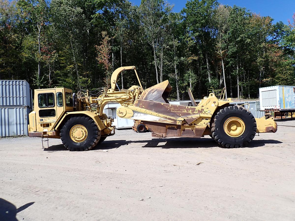 Used 2004 CAT 621G Motor Scraper