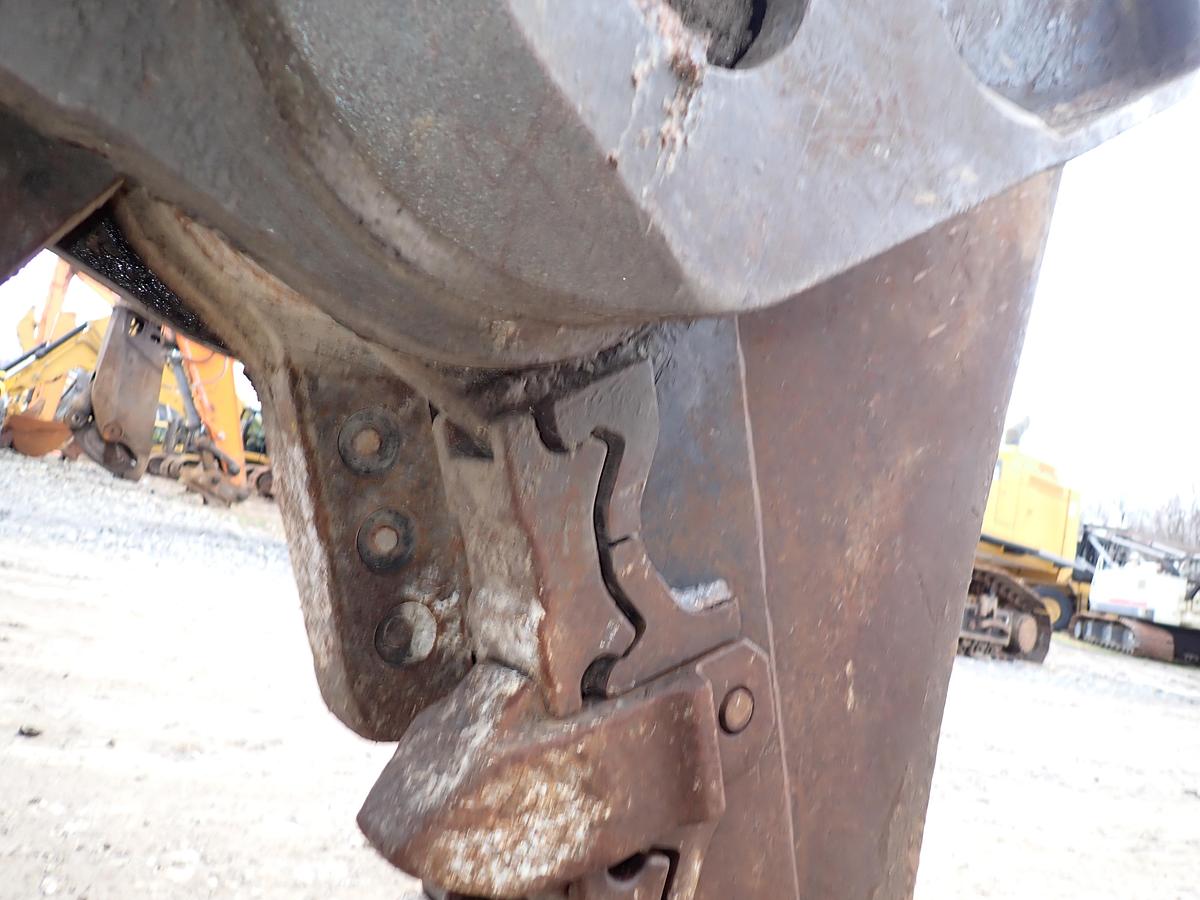 Used 2016 CAT MP318 Multiprocessor Concrete Shear