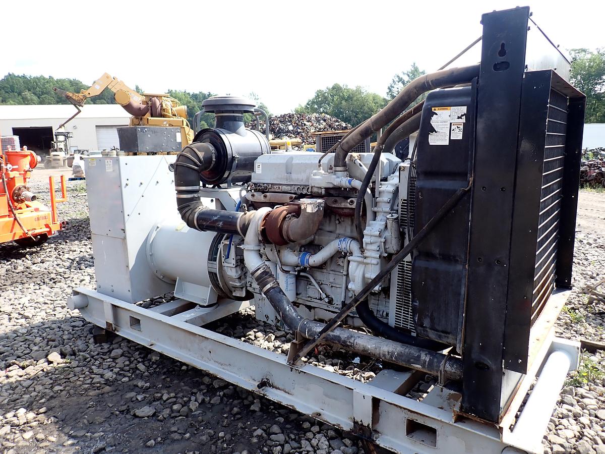 Used 2006 Detroit Diesel 325 KW Generator 12.7 LITER