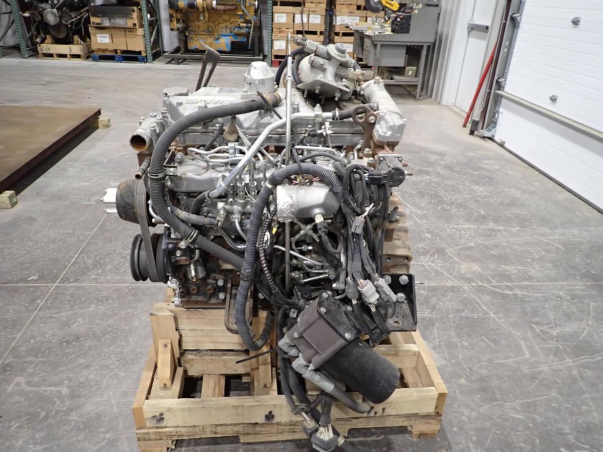 Used 2010 Isuzu 4HK1-XYBW-05 Diesel Engine INDUSTRIAL