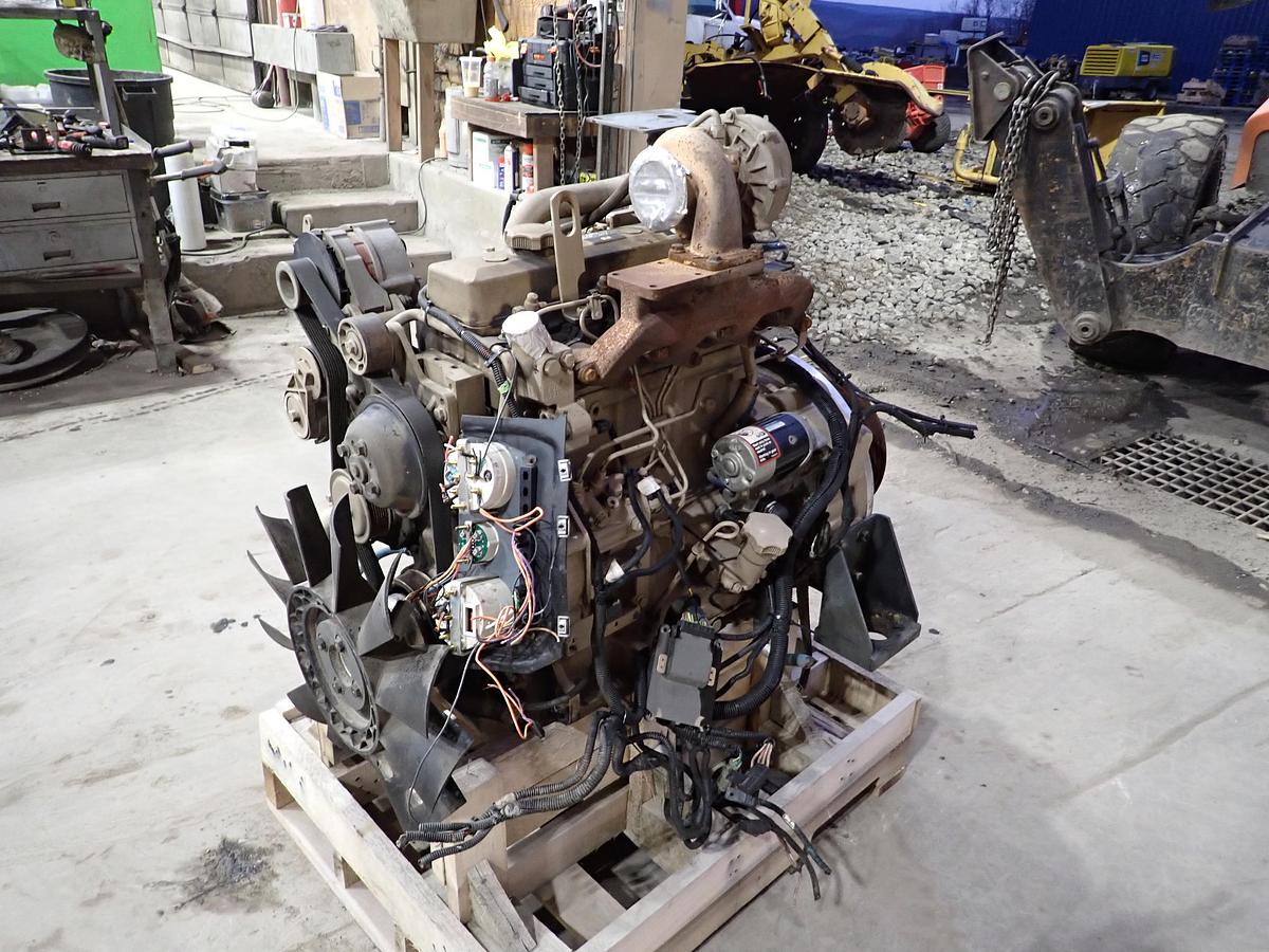 Used 2006 John Deere 4045TF275