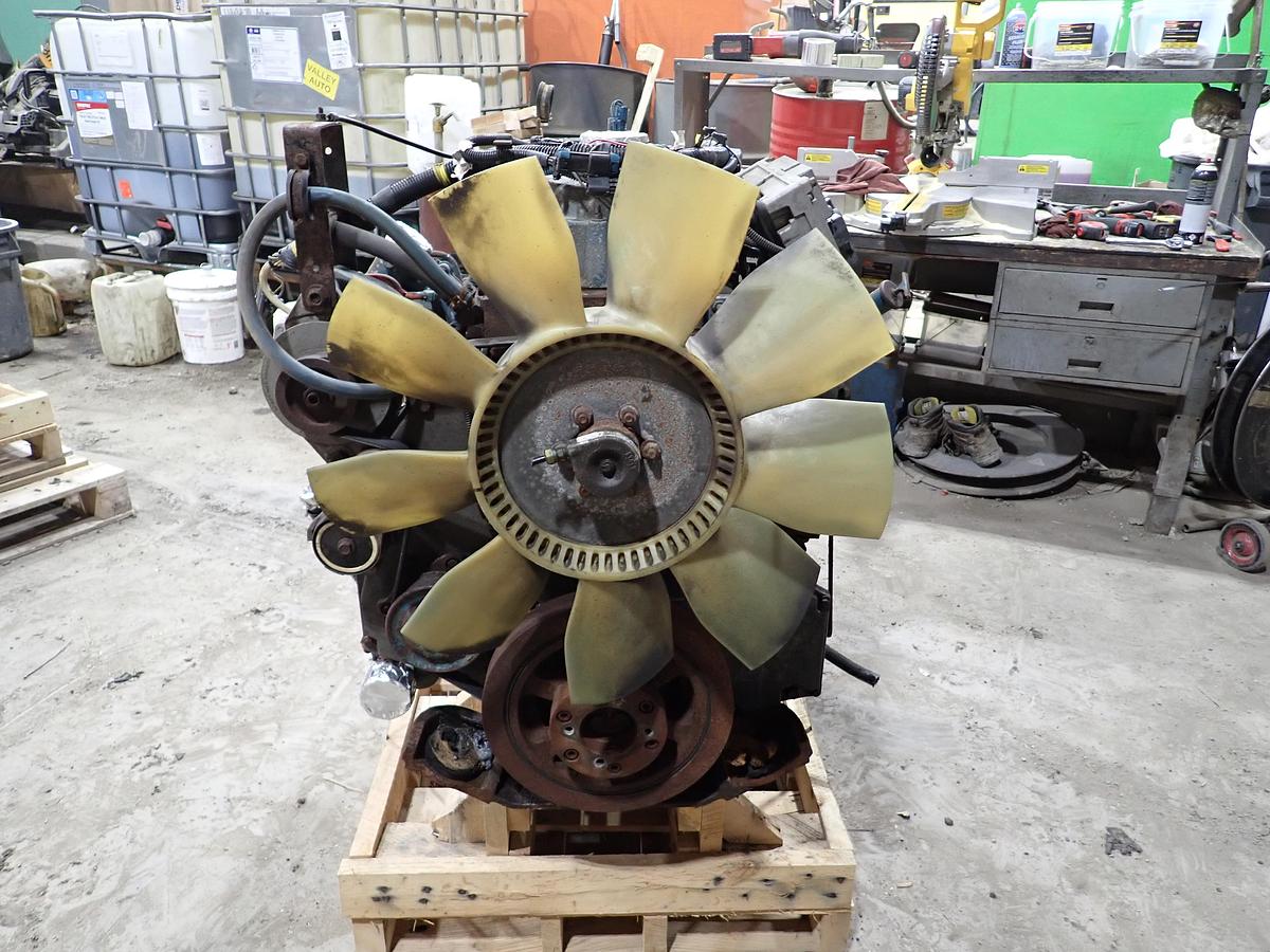 Used 1998 International DT530E Diesel Engine 275 HP 23K ORIGINAL MILES!