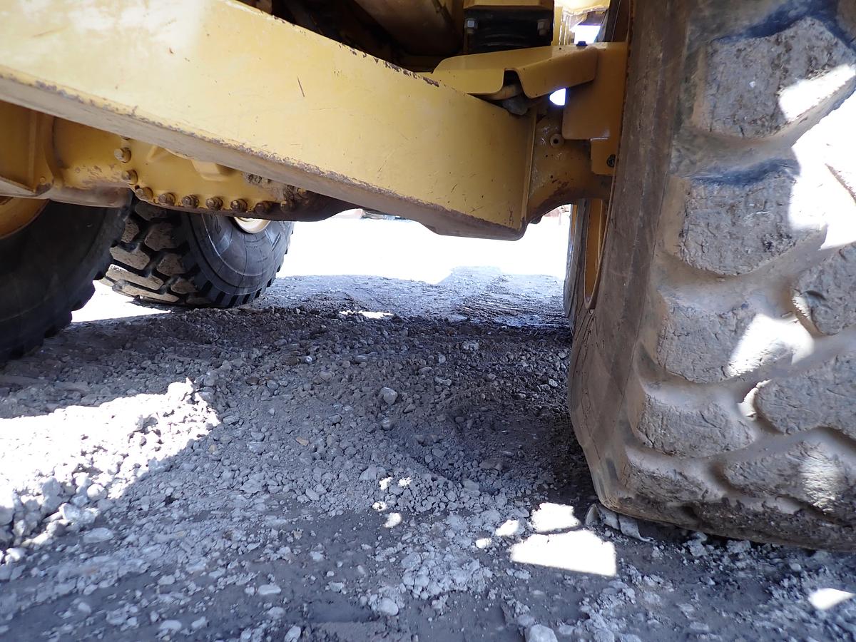 Used 2014 CAT 740B Articulated Truck