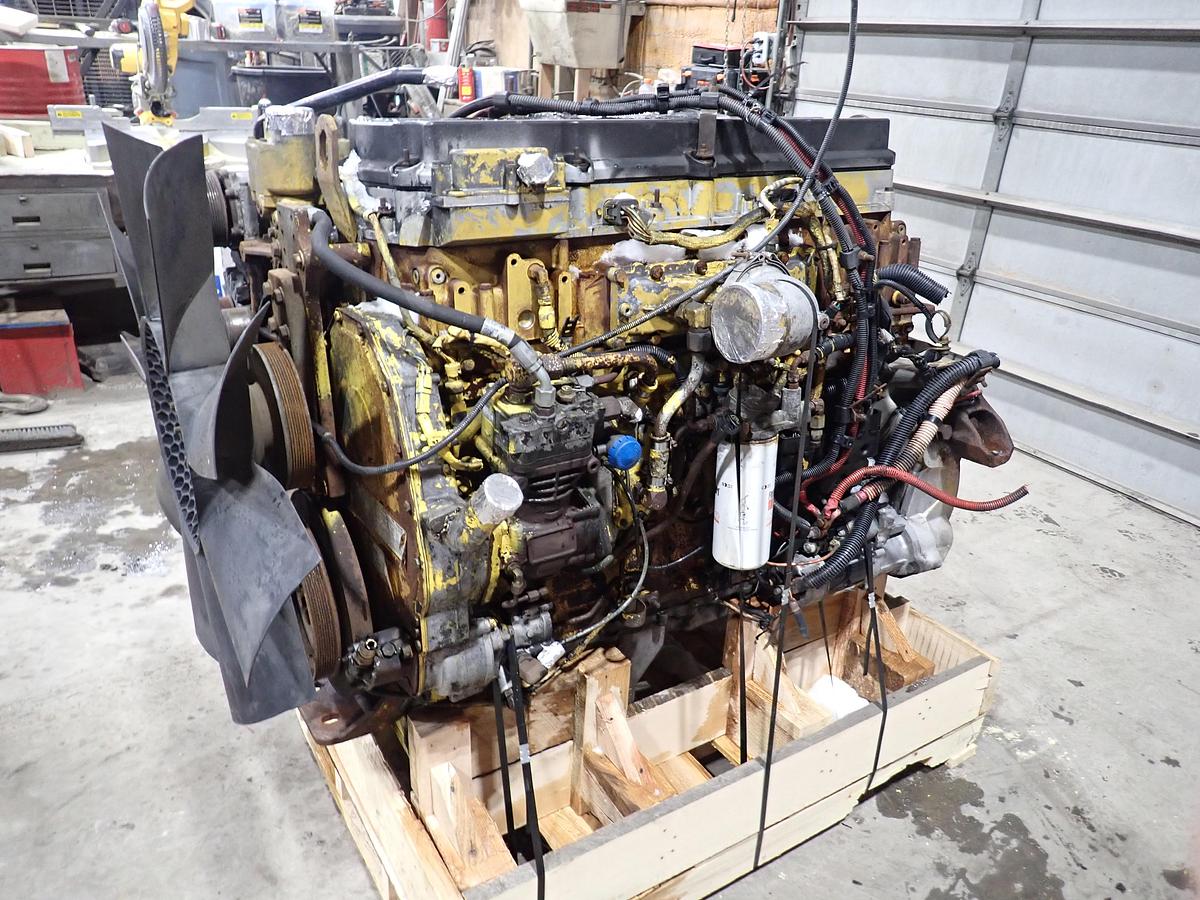 Used 2004 CAT C13 Diesel Truck Engine KCB 430 HP